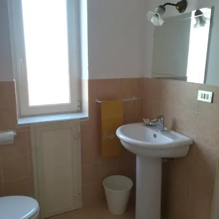 La Casa Di Astrea Bed & Breakfast 3*